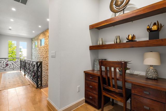929 Shoofly Street A, Santa Fe, NM 87505