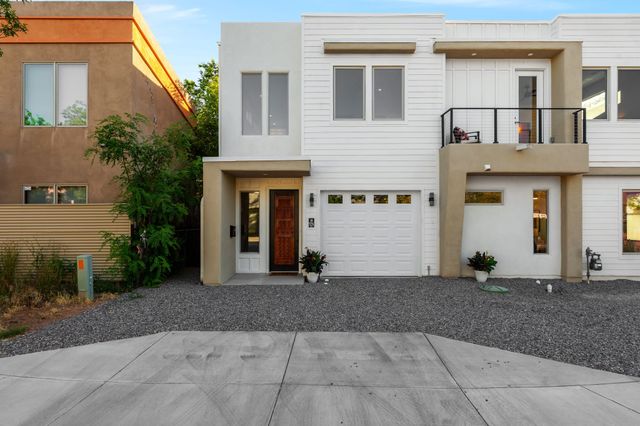 929 Shoofly Street A, Santa Fe, NM 87505