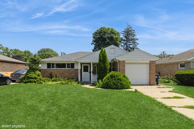 1039 S 3rd Avenue, Des Plaines, IL 60016