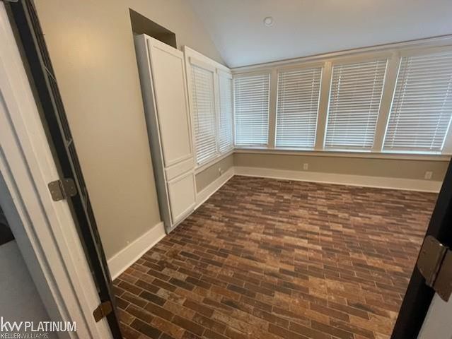 6626 South River Road, Marine City, MI 48039