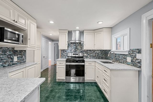 1 Homer Rd, Quincy, MA 02169