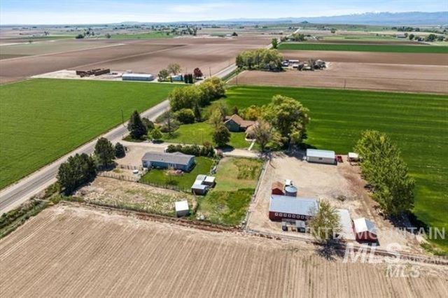 3845 S Powerline, Melba, ID 83641