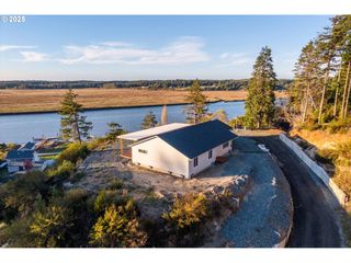 88362 PEDERSON Dr, Bandon, OR 97411