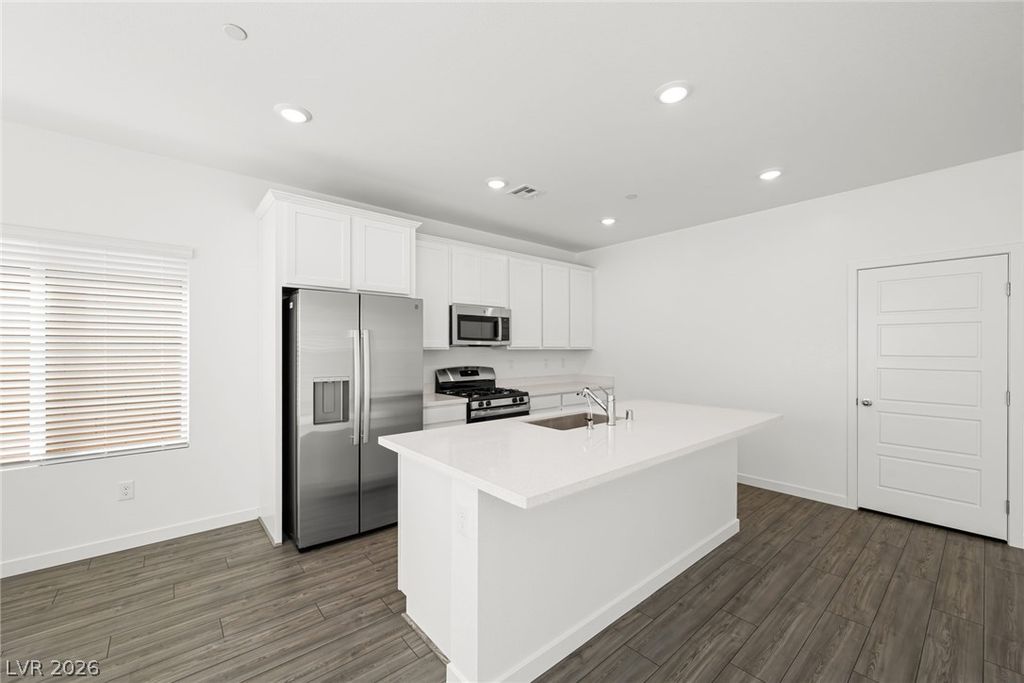 9933 Kimura Hills Avenue, Las Vegas, NV 89129 — photo 5