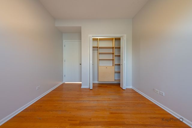 2226 W Monroe Street 3, Chicago, IL 60612