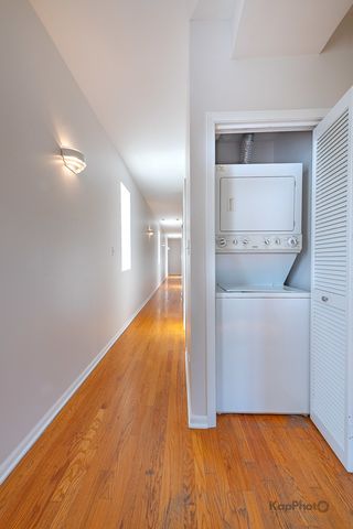 2226 W Monroe Street 3, Chicago, IL 60612