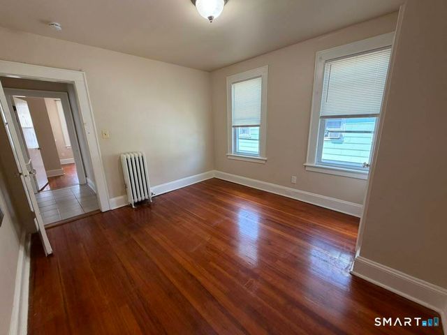 223 Wayne Street 2nd Fl., Bridgeport, CT 06606