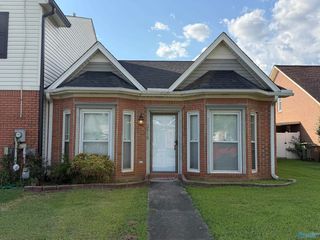 2410 Brookline Court, Decatur, AL 35603