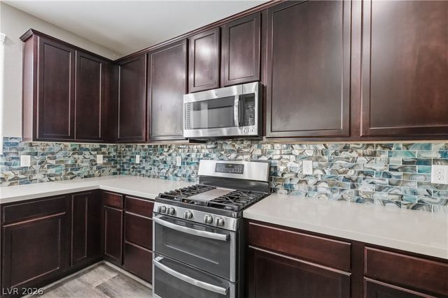 9545 Northvale Court, Las Vegas, NV 89148