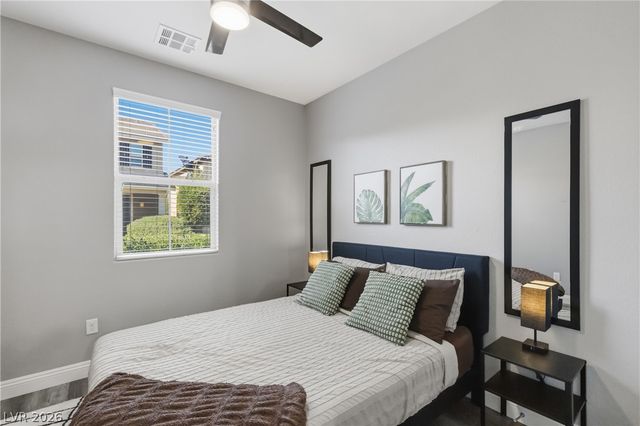 9545 Northvale Court, Las Vegas, NV 89148