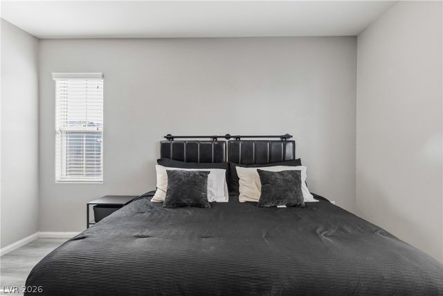 9545 Northvale Court, Las Vegas, NV 89148