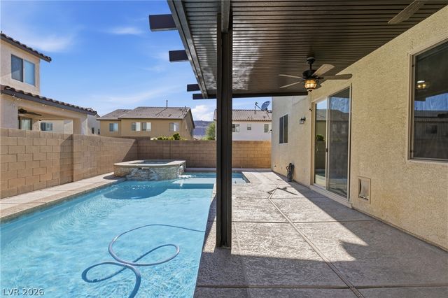 9545 Northvale Court, Las Vegas, NV 89148