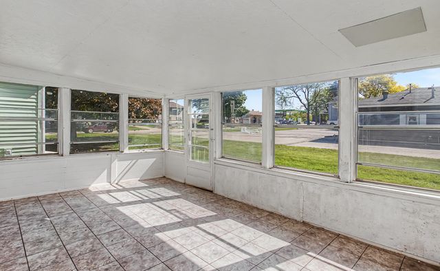1704 Mamie Eisenhower Avenue, Boone, IA 50036