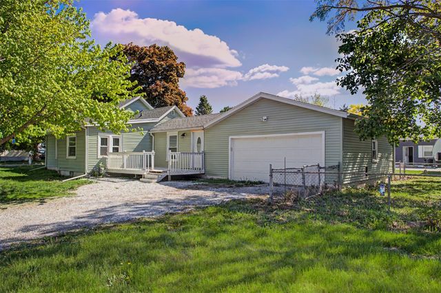 1704 Mamie Eisenhower Avenue, Boone, IA 50036