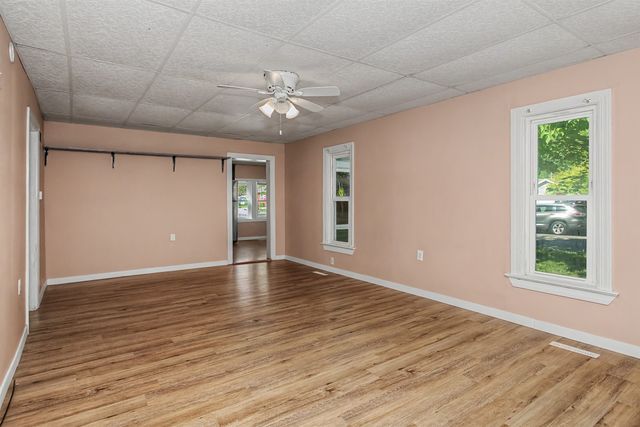 1704 Mamie Eisenhower Avenue, Boone, IA 50036
