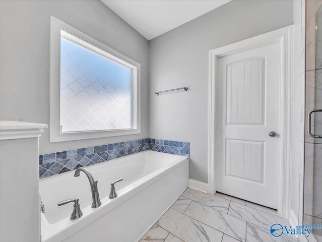 106 Shields Lake Drive, Huntsville, AL 35811