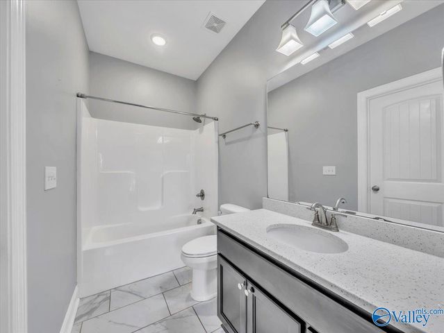 106 Shields Lake Drive, Huntsville, AL 35811