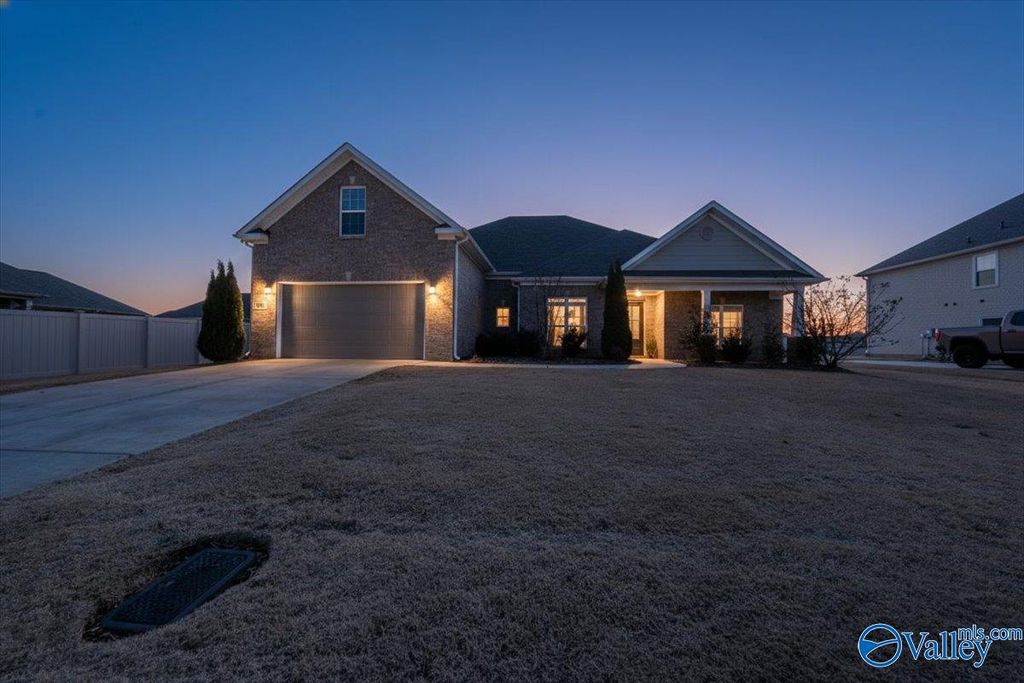 106 Shields Lake Drive, Huntsville, AL 35811