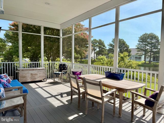 25 SYCAMORE ST, Ocean View, DE 19970