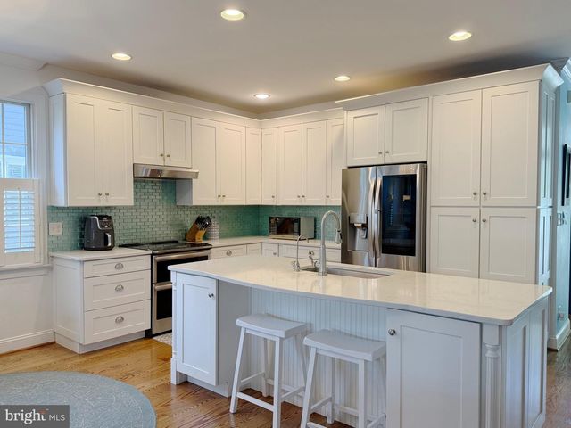 25 SYCAMORE ST, Ocean View, DE 19970