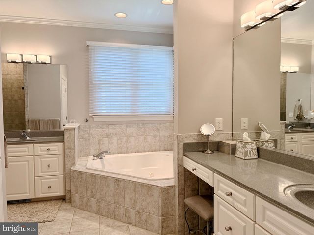 25 SYCAMORE ST, Ocean View, DE 19970