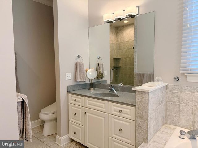 25 SYCAMORE ST, Ocean View, DE 19970
