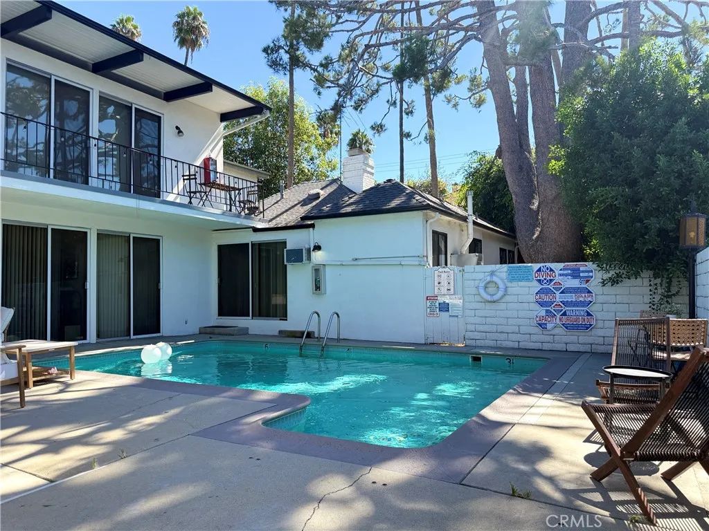 13223 Moorpark Street 3, Sherman Oaks, CA 91423