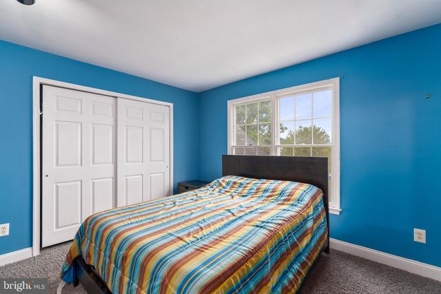 132 COUNTRY CLUB DR, Moorestown, NJ 08057
