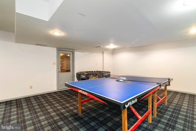 132 COUNTRY CLUB DR, Moorestown, NJ 08057
