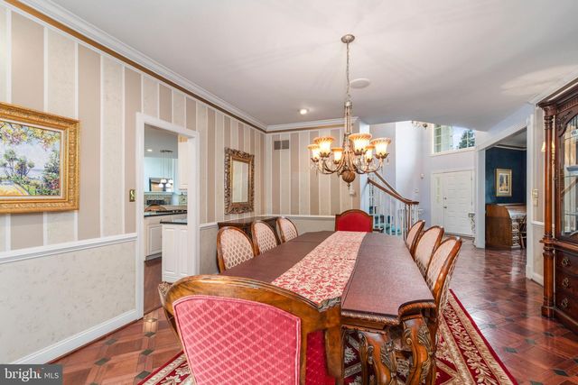 132 COUNTRY CLUB DR, Moorestown, NJ 08057