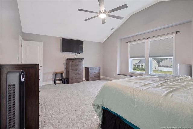 1074 Saint Johns Loop, Raeford, NC 28376