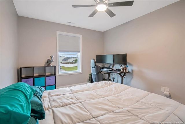 1074 Saint Johns Loop, Raeford, NC 28376