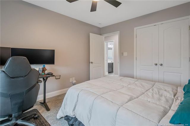 1074 Saint Johns Loop, Raeford, NC 28376