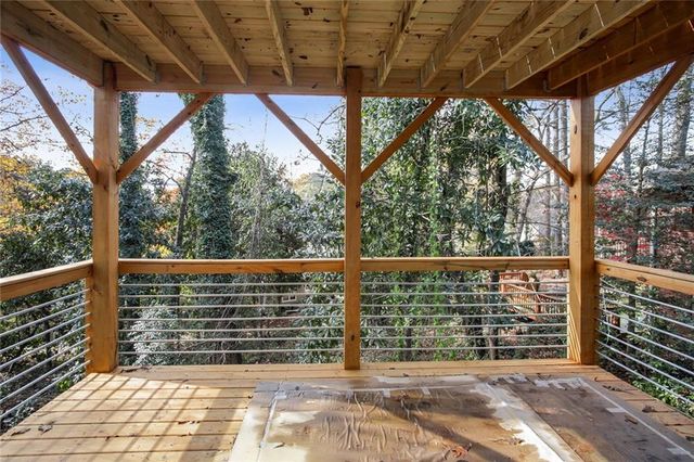 892 N Superior Avenue, Decatur, GA 30033