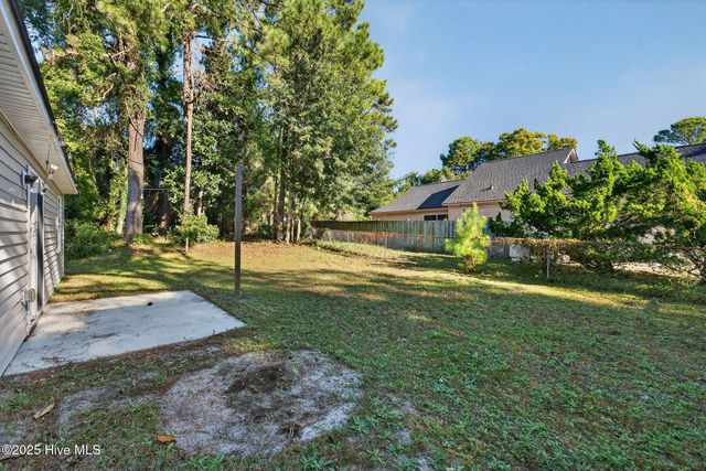 522 Motts Creek Road, Wilmington, NC 28412