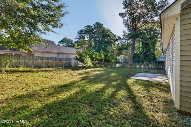522 Motts Creek Road, Wilmington, NC 28412