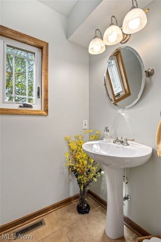 770 Victoria Circle, Medina, OH 44256