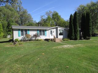 22645 Karr Road, Belleville, MI 48111
