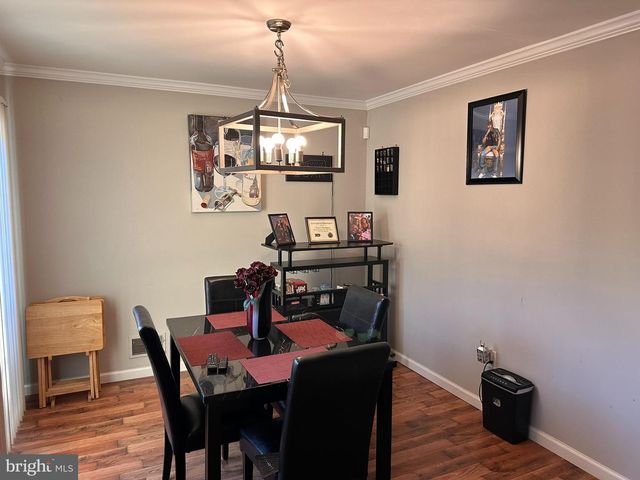 34 RIVER BANK DR, Roebling, NJ 08554