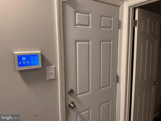 34 RIVER BANK DR, Roebling, NJ 08554