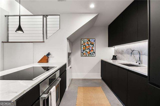 650 Glen Iris Drive NE 7, Atlanta, GA 30308