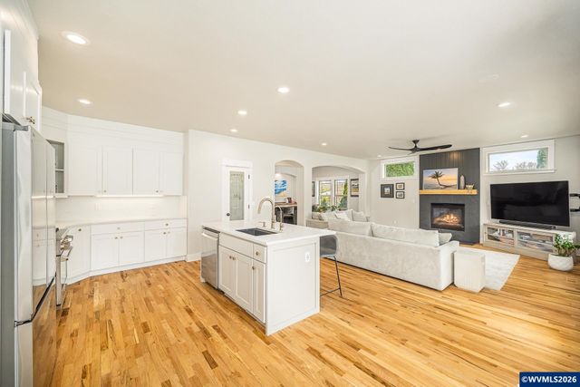 1703 SW Pinehurst Pl, Corvallis, OR 97333