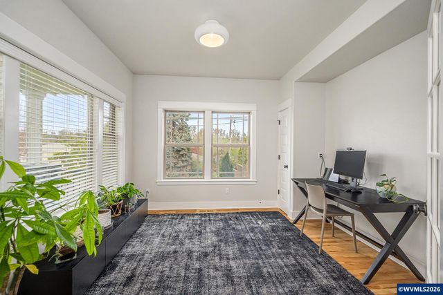 1703 SW Pinehurst Pl, Corvallis, OR 97333