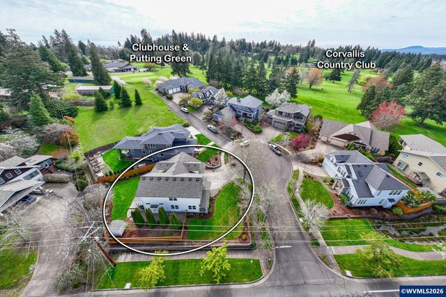 1703 SW Pinehurst Pl, Corvallis, OR 97333