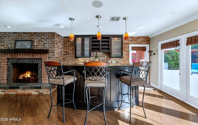 7131 N 12TH Place, Phoenix, AZ 85020