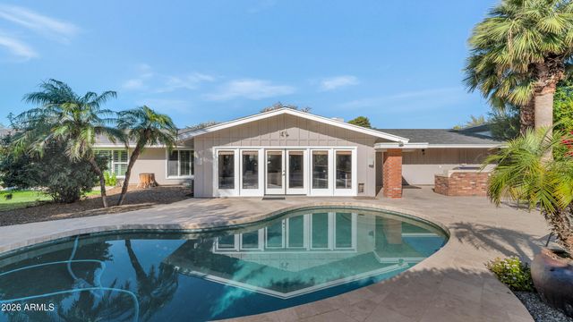 7131 N 12TH Place, Phoenix, AZ 85020