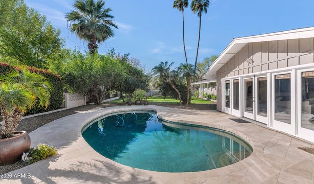 7131 N 12TH Place, Phoenix, AZ 85020