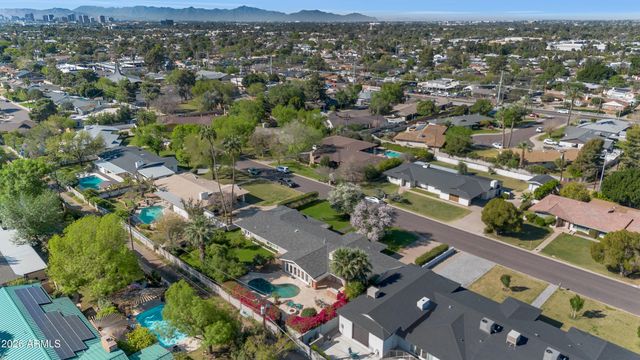 7131 N 12TH Place, Phoenix, AZ 85020