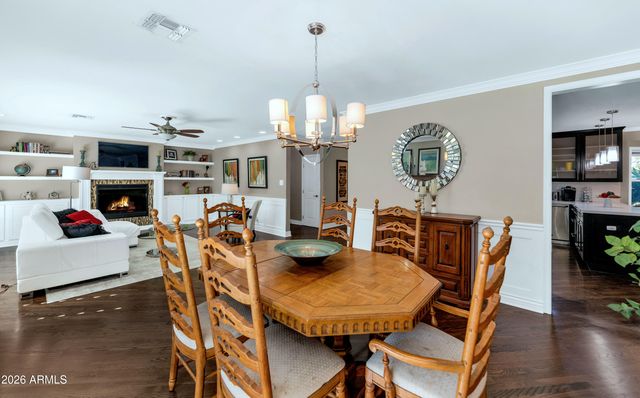 7131 N 12TH Place, Phoenix, AZ 85020