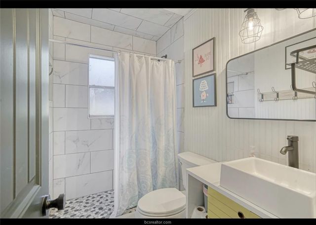 10967 Clyde Acord Road, Franklin, TX 77856